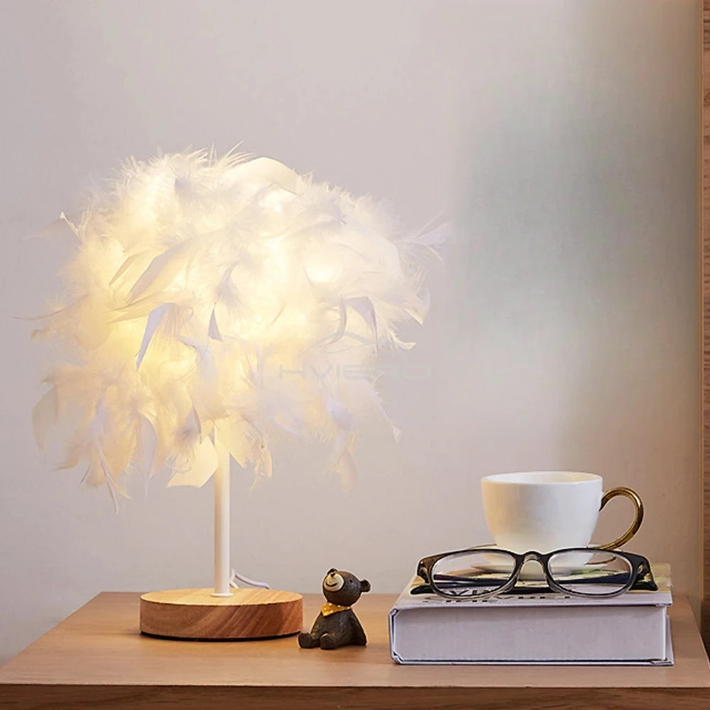 LED Warm Small Table Lamp, Romantic Creative Feather, Girls Bedroom Bedside Table