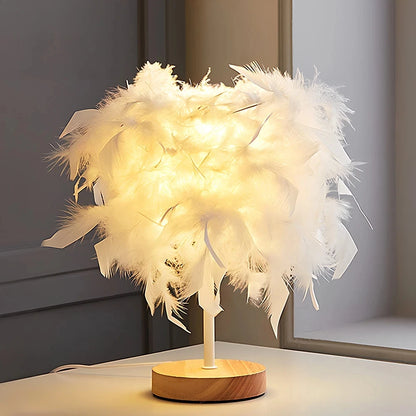 LED Warm Small Table Lamp, Romantic Creative Feather, Girls Bedroom Bedside Table